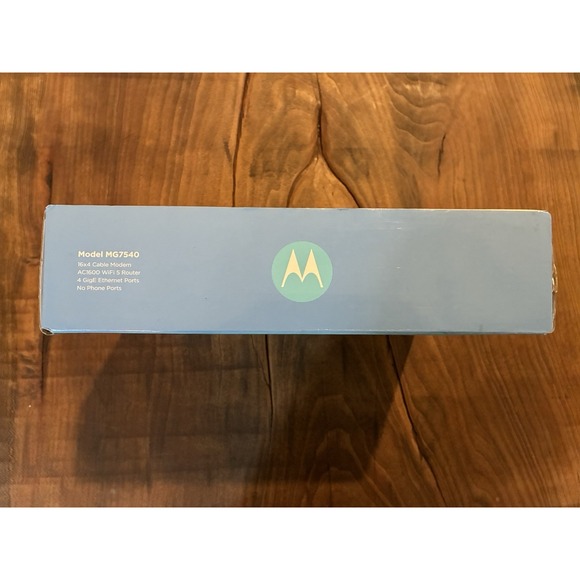 Motorola MG7540 16x4 Cable Modem Plus AC1600 Dual Band Wi-Fi Router with DFS - Picture 3 of 15